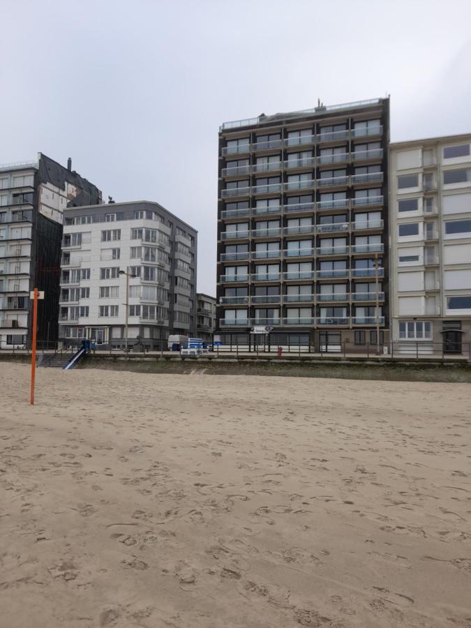 Zeezicht Falcon Apartamento Middelkerke Exterior foto